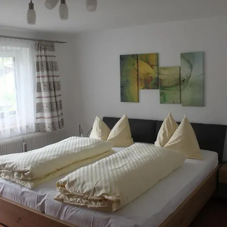 Schattwalder Hof 2*