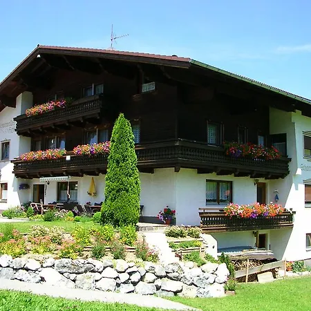 Pensjonat Schattwalder Hof